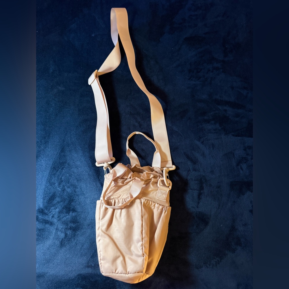 Calpak Light Pink Water Bottle Crossbody Bag - Picture 3 of 6